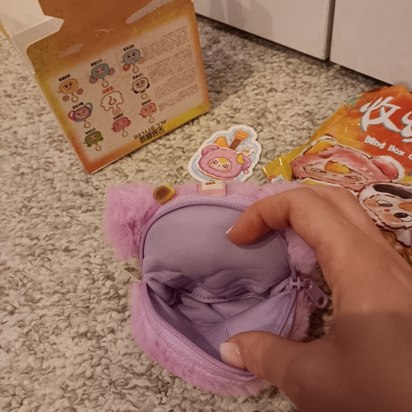 NEW Baby Three Storage Pouch Purple Monkey Plush Keychain w/ Box & Card - Picture 6 of 13